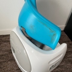 バンボ椅子(机付き)の画像