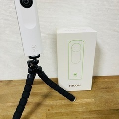 360度カメラ　RICOH  THETA