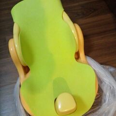 アップリカ　バスチェア