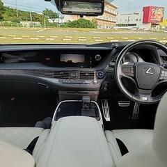 《レクサス》LS500FスポーツH30年式サンルーフ25000kmの画像