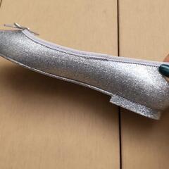 ☆美品　ＳＨＩＰＳ レインシューズ  ２３cmシルバーラメの画像