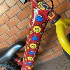 【お取引決定しました】限定ストライダー APE×セサミストリートコラボの画像