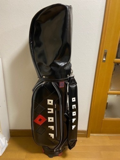 オノフ　ゴルフバッグ