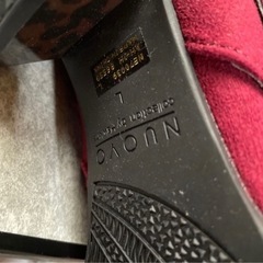 新品 ショートブーツ オシャレなカカトの画像