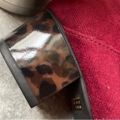 新品 ショートブーツ オシャレなカカトの画像