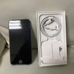 新品未使用iPhoneSE （第3世代）64GB ミッドナイトの画像