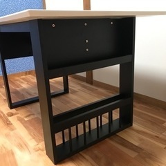 ニトリテーブル