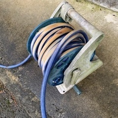 ホースリール(散水ノズル付き)の画像