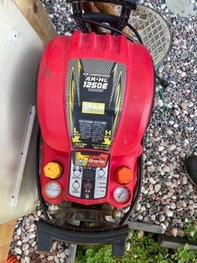 マックス　エアーコンプレッサー