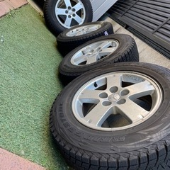 デリカd5 三菱純正ホイール　(おまけでスタッドレスタイヤ215/60R17ブリザック2013年製付き)の画像
