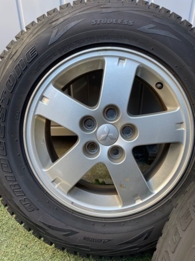 デリカd5 三菱純正ホイール　(おまけでスタッドレスタイヤ215/60R17ブリザック2013年製付き)