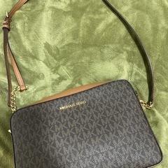 MICHAEL KORSの画像