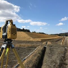 資格補助多数！プロフェッショナルを育成する測量技術職/新卒採用 〜大学、短大、専門、高校：卒業生を募集しています〜の画像