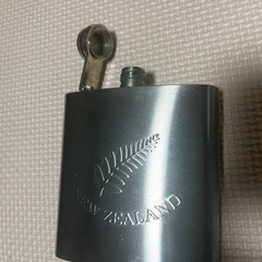 ウイスキー　スキットル　6オンス　ニュージーランド製の画像