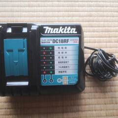 Makita 純正　バッテリーチャージャー