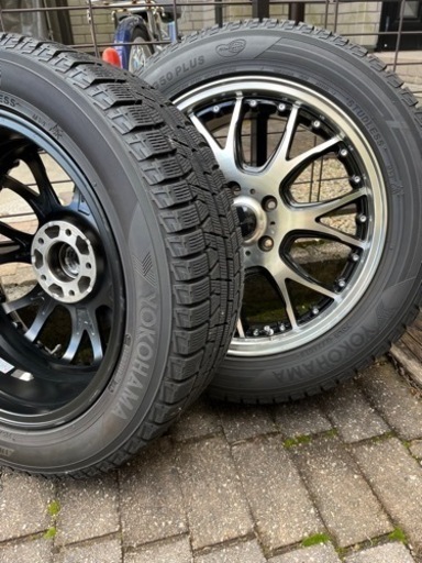 スタッドレスタイヤバリ山美品17インチ