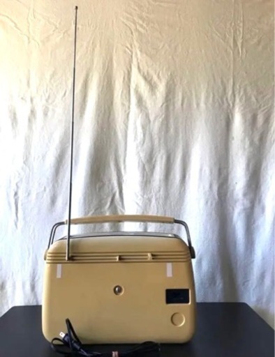売り切れました、ありがとうございました‼️  BUSH RADIO ブッシュ・ポータブルラジオ（レプリカ） TR82