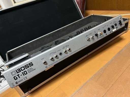 BOSS GT-10 マルチエフェクター ハードケース付き