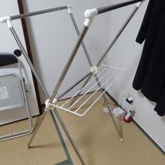 折りたたみ式物干し