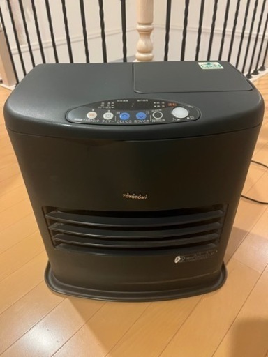 石油ファンヒーター　トヨトミ