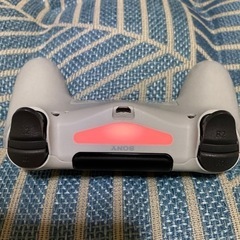 PS4コントローラー純正 ホワイトの画像