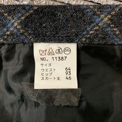 スカート　レディース　ウエスト64　ヒップ93　丈46　ブラックの画像