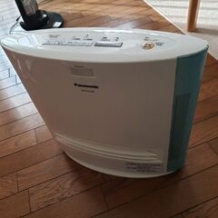 パナソニック セラミックファンヒーター 加湿機能付 ひとセンサー付