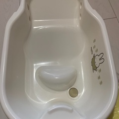 ベビーバス　湯温計のおまけ付きの画像
