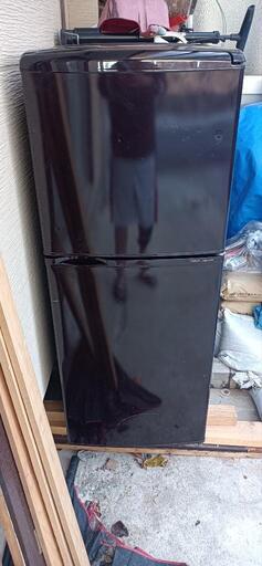 冷蔵庫 AQUA AQR-141B