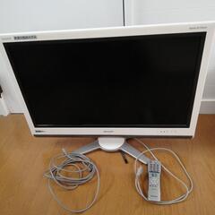 AQUOS　32型テレビとHDDレコーダー　