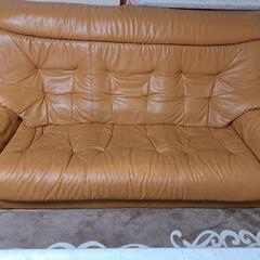 三人かけソファーの画像