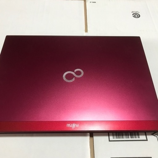 FUJITSU  ノートパソコン　core i3  