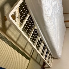 無印ベットの画像