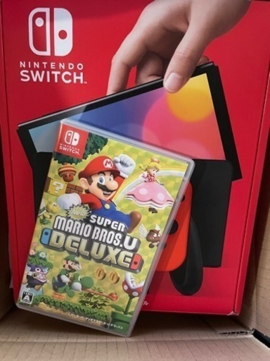 [新品未使用]Nintendo Switch 有機EL本体とマリオ(中古美品)のセット