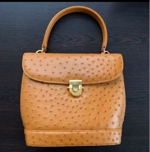 genuine leather ブランド　オーストリッチ　濃いオレンジ系　中古
