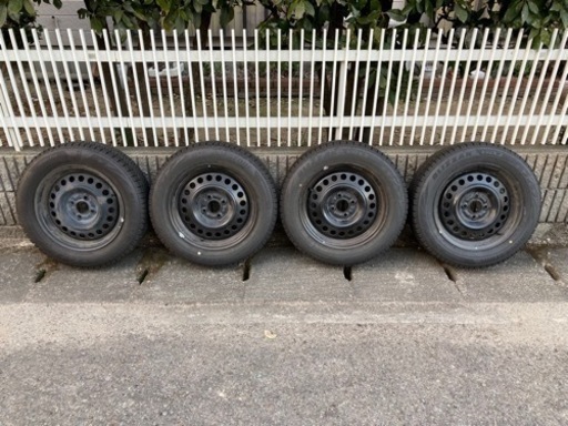 スタッドレスタイヤ　ホイールセット VRX2 175/65r15