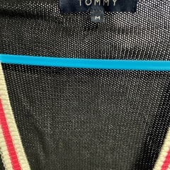 トミーヒルフィガー　カーディガン　Mサイズ中古の画像
