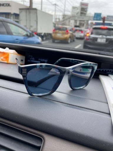 Burberryサングラス