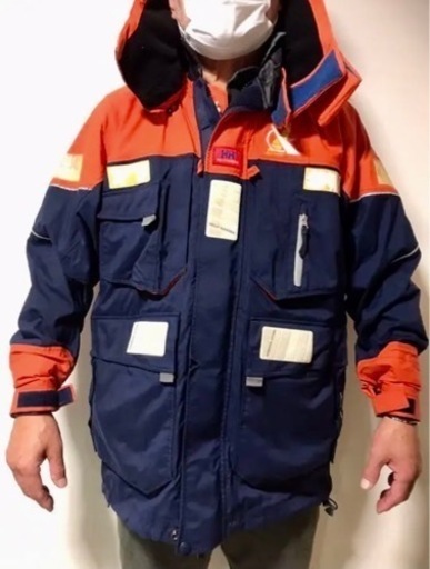 売り切れました、ありがとうございました‼️ ヘリーハンセン　ジャケット　　XL