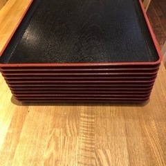 配膳用トレーの画像