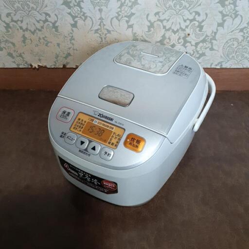 ZOJIRUSHI　5合マイコン炊飯器　2019年式　NL-DS10