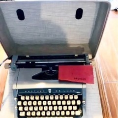 【ブラザー タイプライターデラックス 】アンティーク　とりあえずジャンク品の画像