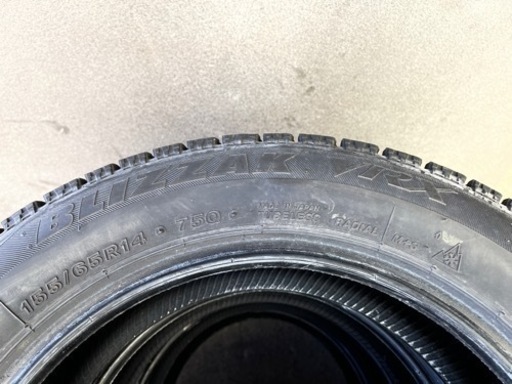 はめ替え工賃込み！155/65R14 ブリヂストンスタッドレス ブリザックVRX 中古4本セット！軽自動車