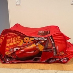 DISNEY　Cars　ディズニー　カーズ　プレイテント　プレイハウス　屋内用　118×70×47cmの画像