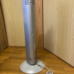 ハロゲンヒーター　遠赤電気ストーブの画像