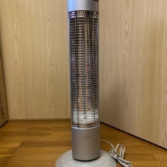 ハロゲンヒーター　遠赤電気ストーブの画像