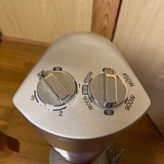 ハロゲンヒーター　遠赤電気ストーブの画像