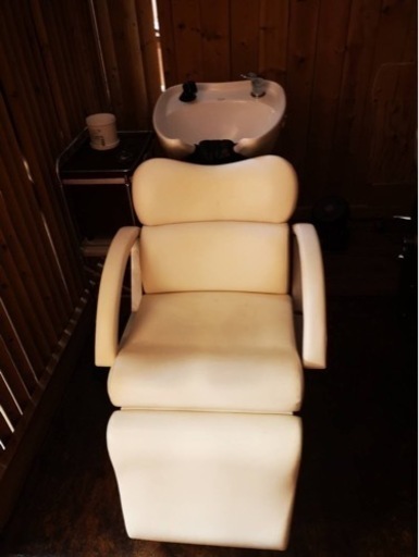 ビューティーガレージリアシャンプー台オオヒロ高級ネックパッド付き