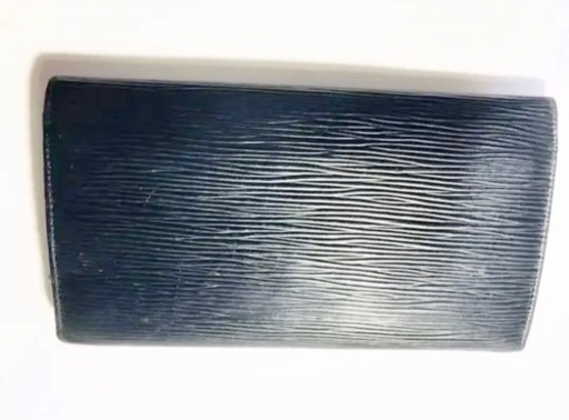 売り切れました、ありがとうございました‼️お値下げ‼️【美品】ルイビィトン長財布　エピノアール