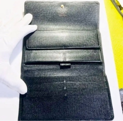 売り切れました、ありがとうございました‼️お値下げ‼️【美品】ルイビィトン長財布　エピノアール